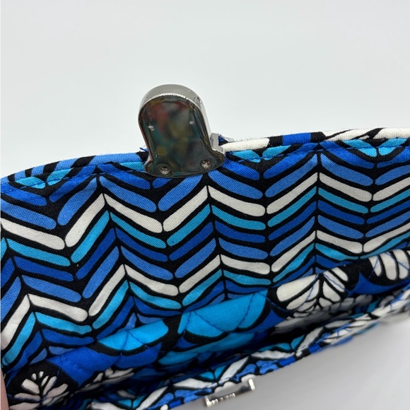 Vera Bradley Blue and Black Floral Clutch Wristlet Wallet - Picture 4 of 5